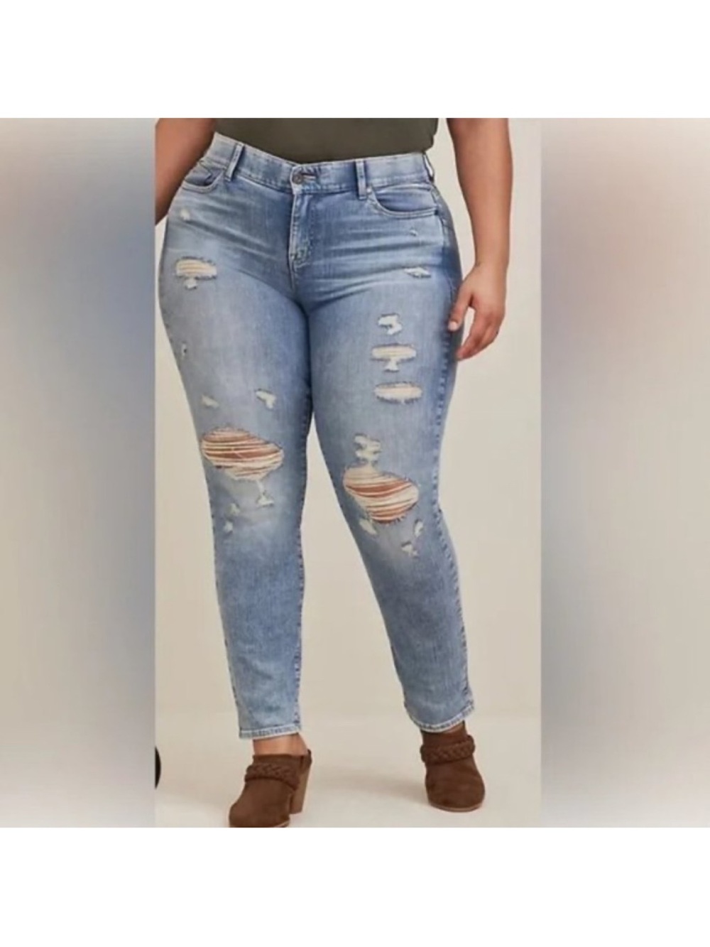 Torrid Bombshell straight premium stretch jeans